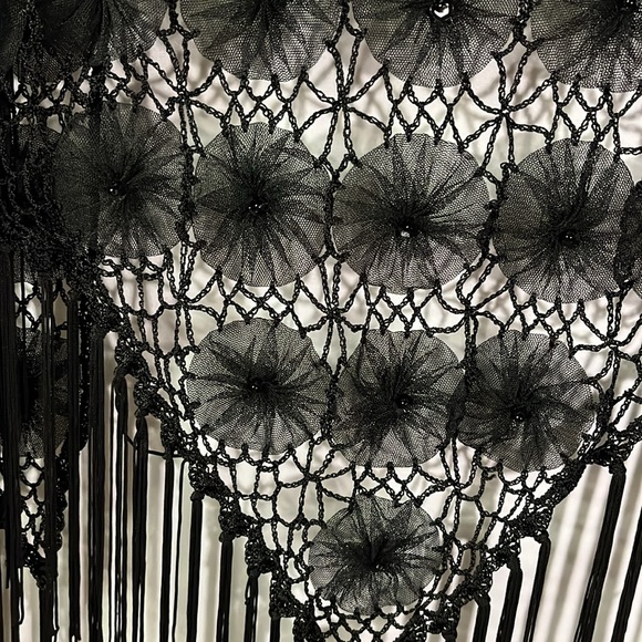 Black Crochet Beaded Floral Fringe Shawl - Picture 14 of 15
